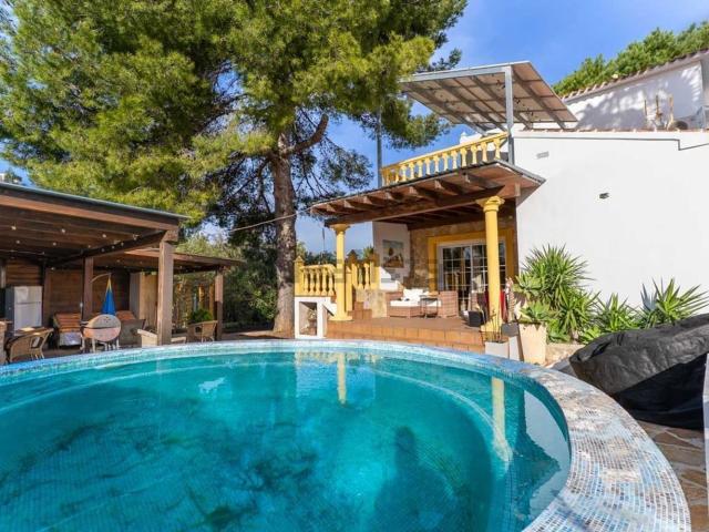 Chalet, Els Poblets