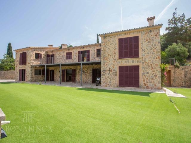 Chalet, Estellencs