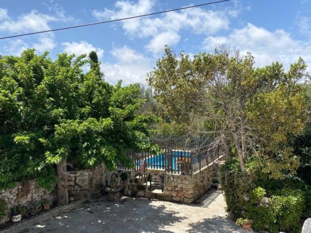 Chalet, Es Castell