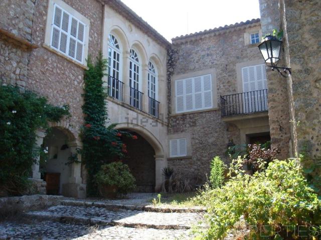 Chalet, Escorca