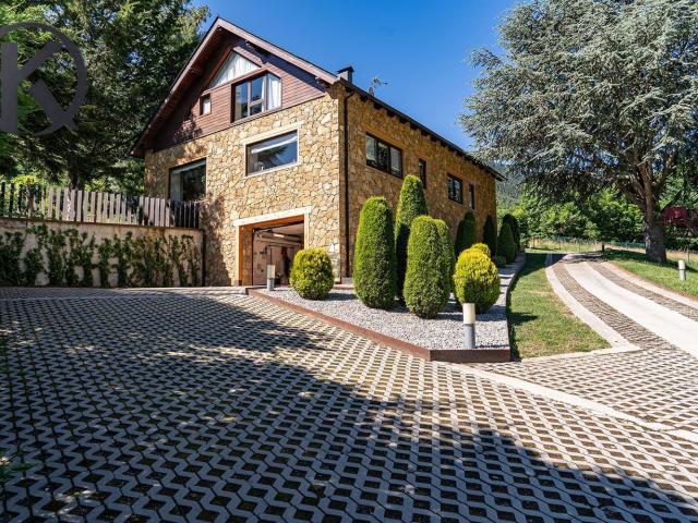 Chalet, Escunhau