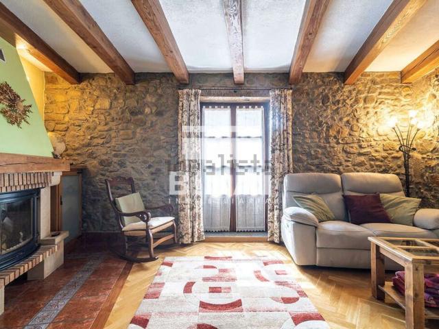 Chalet, Eskoriatza