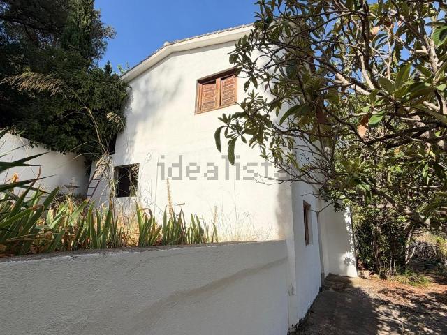 Chalet, Esparreguera
