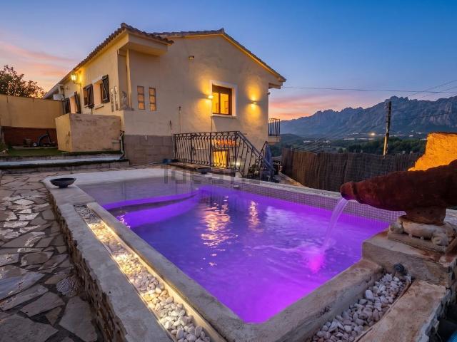 Chalet, Esparreguera