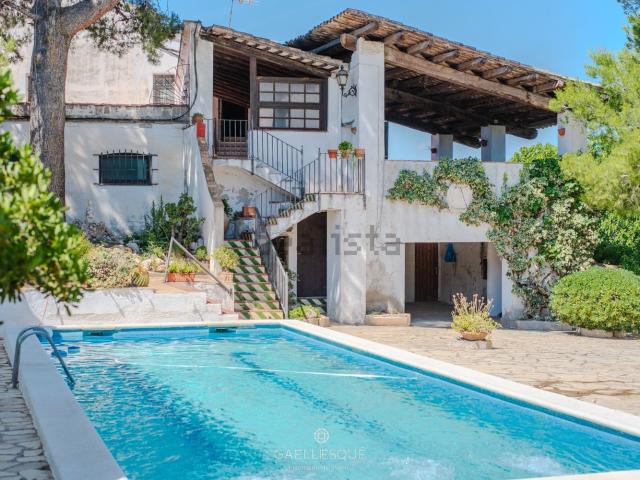 Chalet, Esparreguera