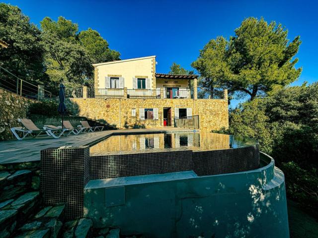 Chalet, Esporles