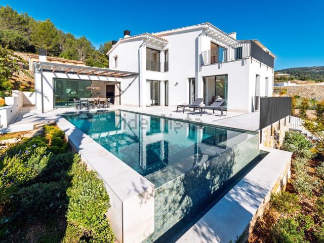 Chalet, Esporles