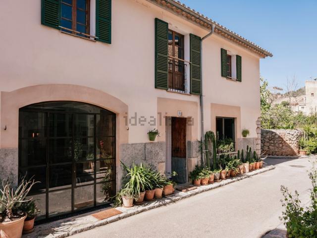Chalet, Esporles