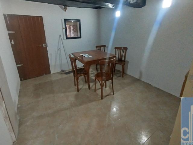 Chalet, Esplus