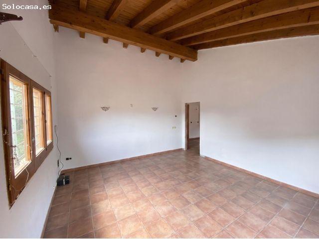 CHALET EXCLUSIVO CON JARDÍN Y GARAJE A LA VENTA EN SANTA MARIA DE PALAUTORDERA