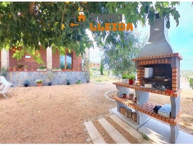 CHALET EXCLUSIVO en Arbeca