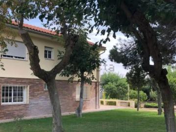 CHALET EXCLUSIVO EN LAS VEGAS – VILLANUEVA DEL PARDILLO