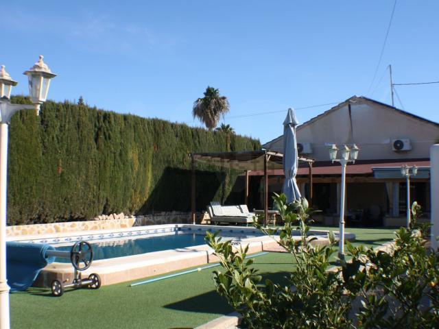 Chalet, Formentera del Segura