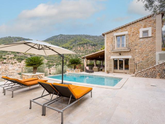 Chalet, Fornalutx