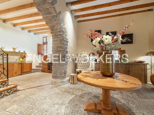 Chalet, Fornalutx
