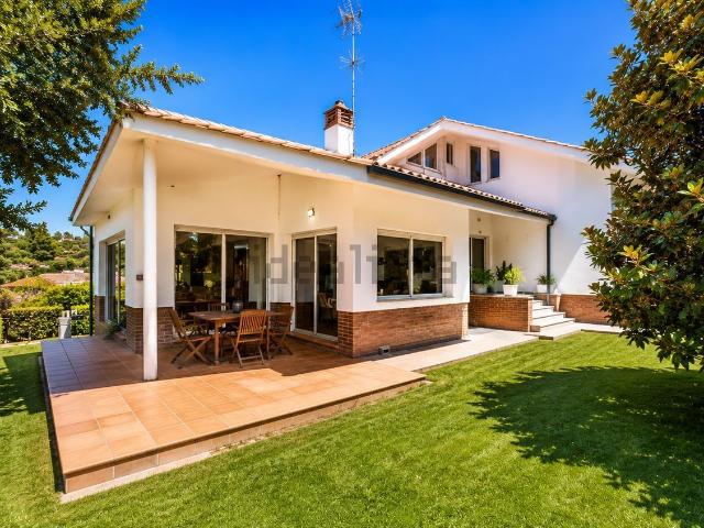 Chalet, Fornells de la Selva