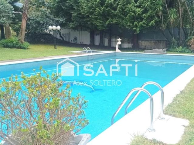 Exclusivo Chalet con finca privada y piscina