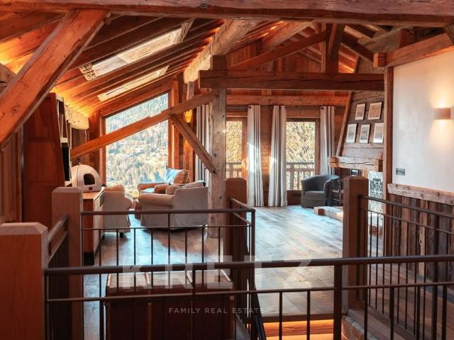 Chalet / ferme exceptionnel au cœur de la vallée de CHAMONIX 476m² Les Houches