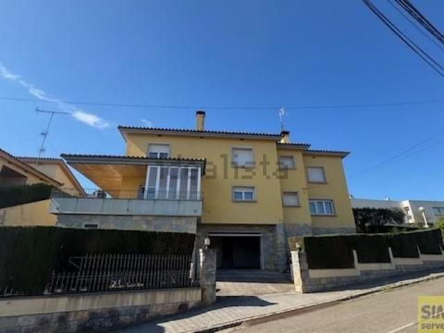 Chalet, Figueres