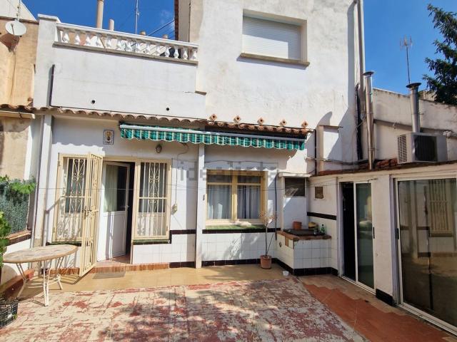 Chalet, Figueres
