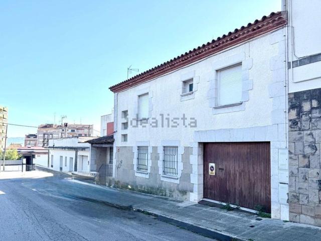 Chalet, Figueres