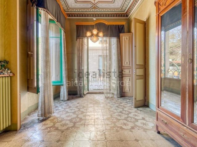 Chalet, Figueres