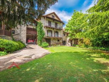 Chalet, Fiscal