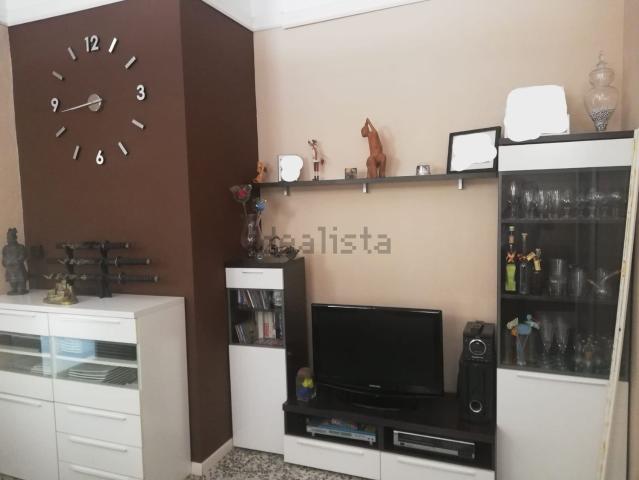 Chalet, Flix
