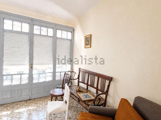 Chalet, Flix