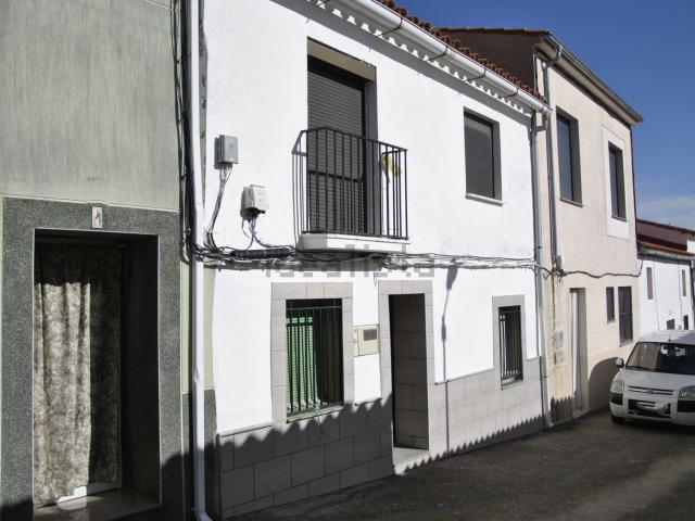 Chalet, Holguera