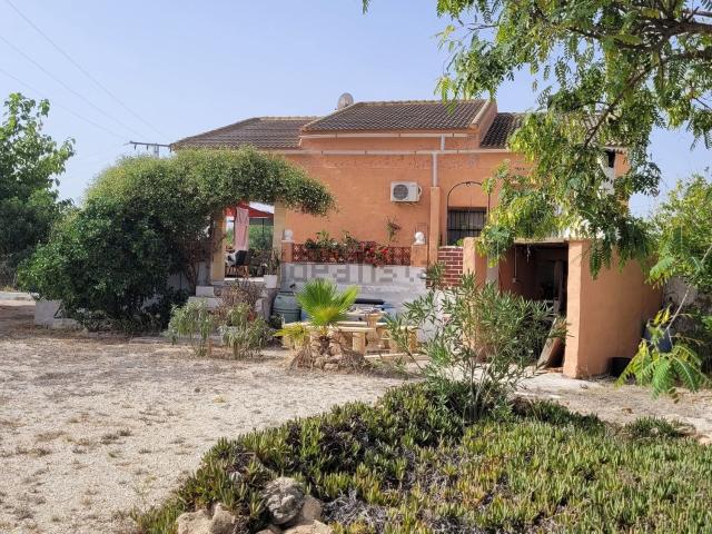 Chalet, Hondón de las Nieves