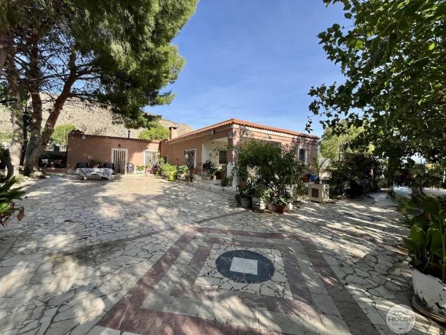 Chalet, Hondón de las Nieves