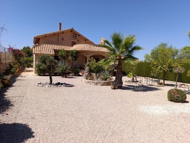 Chalet, Hondón de los Frailes