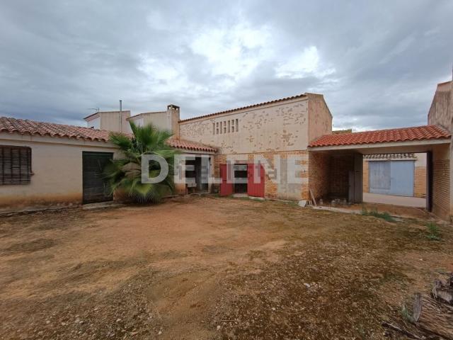Chalet, Hellín