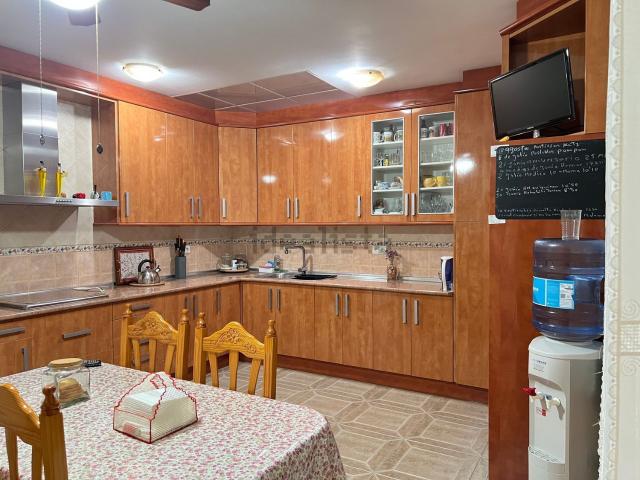 Chalet, Herencia