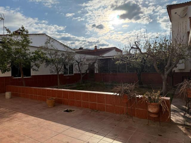 Chalet, Humilladero