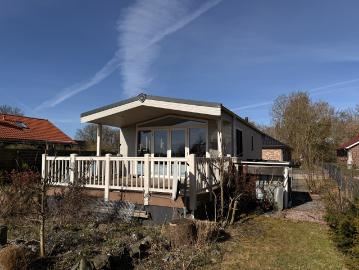 Chalet im Ferienhausgebiet Sehestedt am Jadebusen