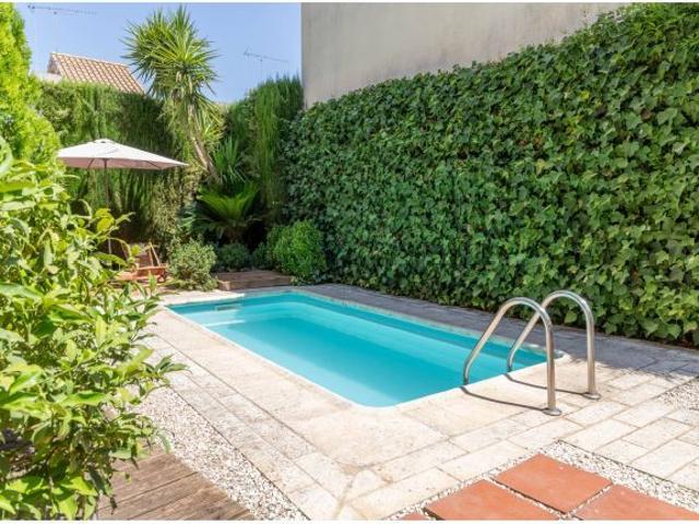 Chalet independiente con piscina