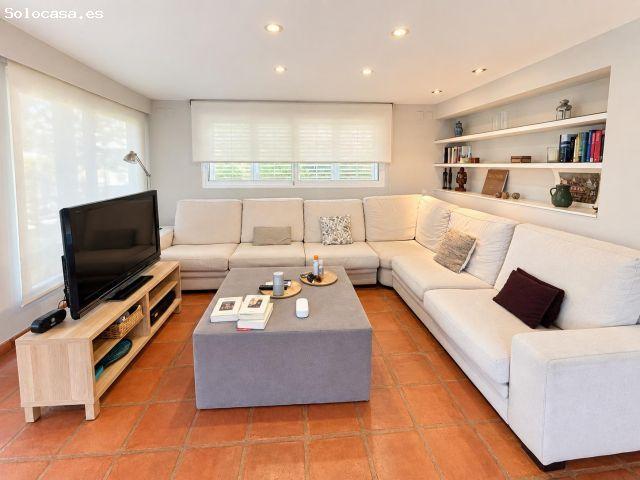 Chalet independiente con piscina y jardín en El Vedat de Torrent