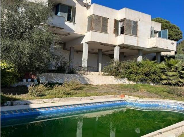 CHALET INDEPENDIENTE CON PISCINA EN EL CANDADO