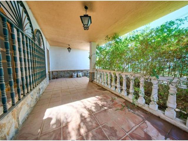 Chalet Independiente con piscina en Ogijares