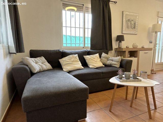 Chalet independiente con piscina privada en Los Urrutias, cerca de las playas de Mar Menor