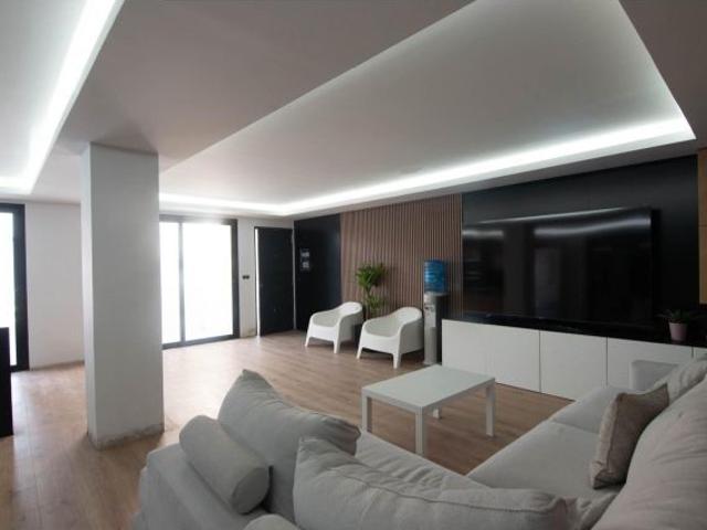 CHALET INDEPENDIENTE CON PISCINA PRIVADA