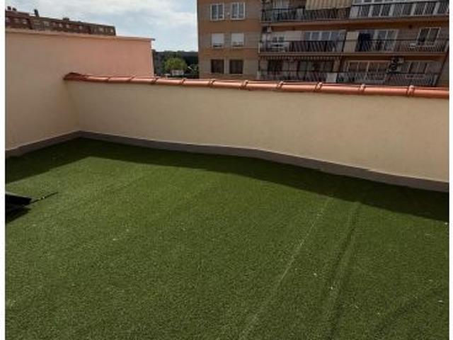 Chalet independiente de obra reciente en Torrejón de Ardoz con terraza panorámica