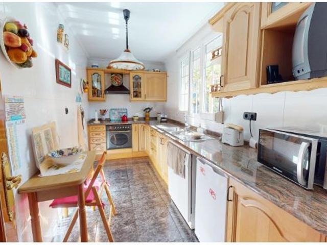 CHALET INDEPENDIENTE EN VENTA EN BARRIO ZOLLO URRUTI 4