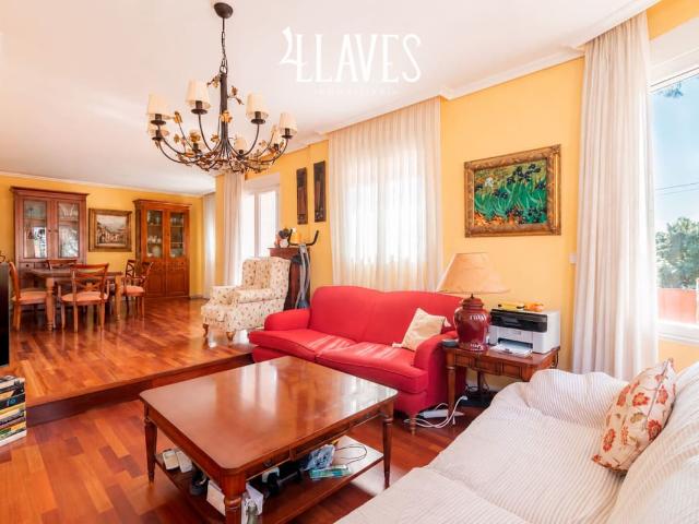 Chalet independiente en venta en los Peñascales Torrelodones, España