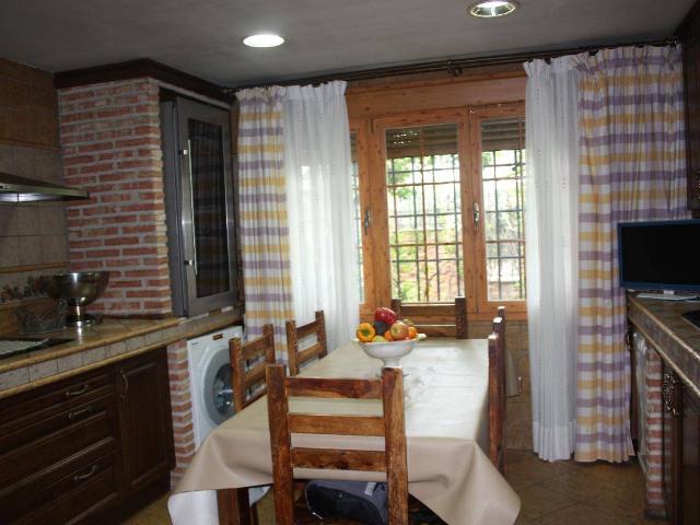 chalet independiente en venta. Madrid capital