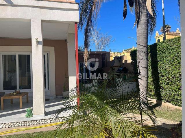 Chalet Independiente en alquiler en Puerto de Santa María – Cádiz
