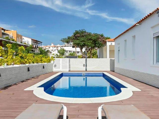 Chalet independiente en Amarilla Golf, Tenerife 237m² Golf Del Sur