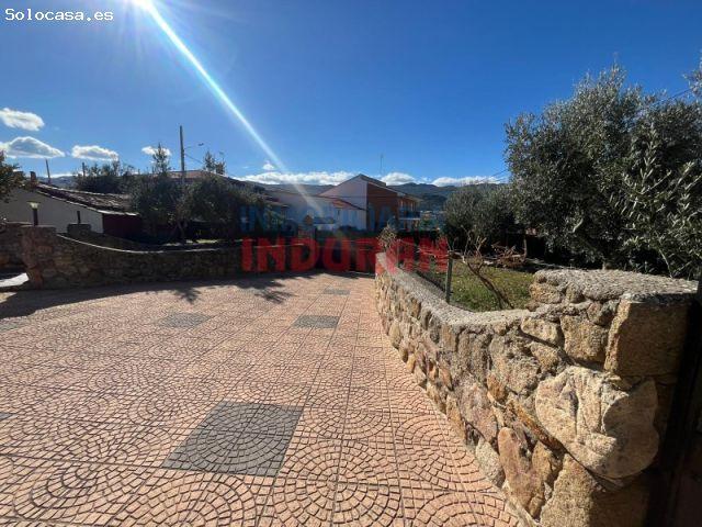 Chalet independiente en Carrascalejo Cáceres con dos viviendas, parcela de 842